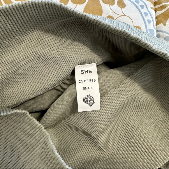 Darc Sport Seamless Short in Cactus Grey (S) - Picture 2 of 2